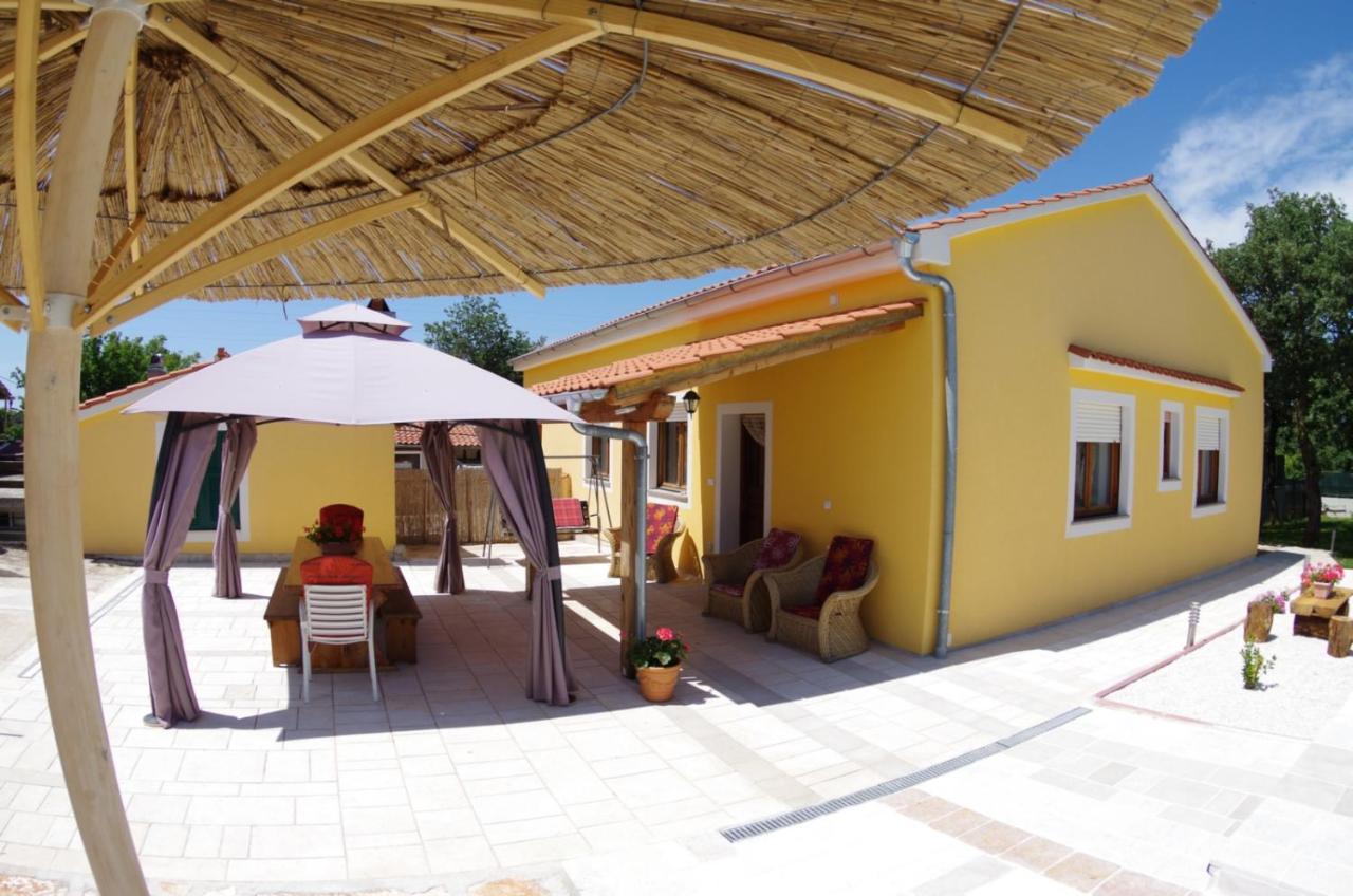 فيلا House Oliva, Sveti Kirin Svetvinčenat المظهر الخارجي الصورة