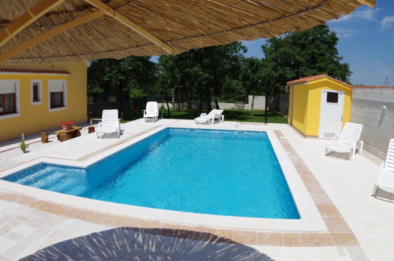 فيلا House Oliva, Sveti Kirin Svetvinčenat المظهر الخارجي الصورة