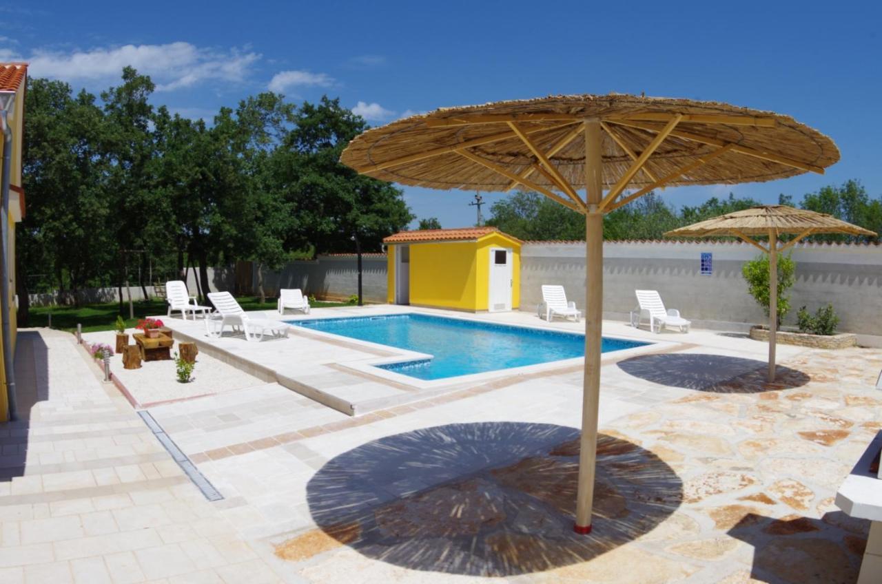 فيلا House Oliva, Sveti Kirin Svetvinčenat المظهر الخارجي الصورة