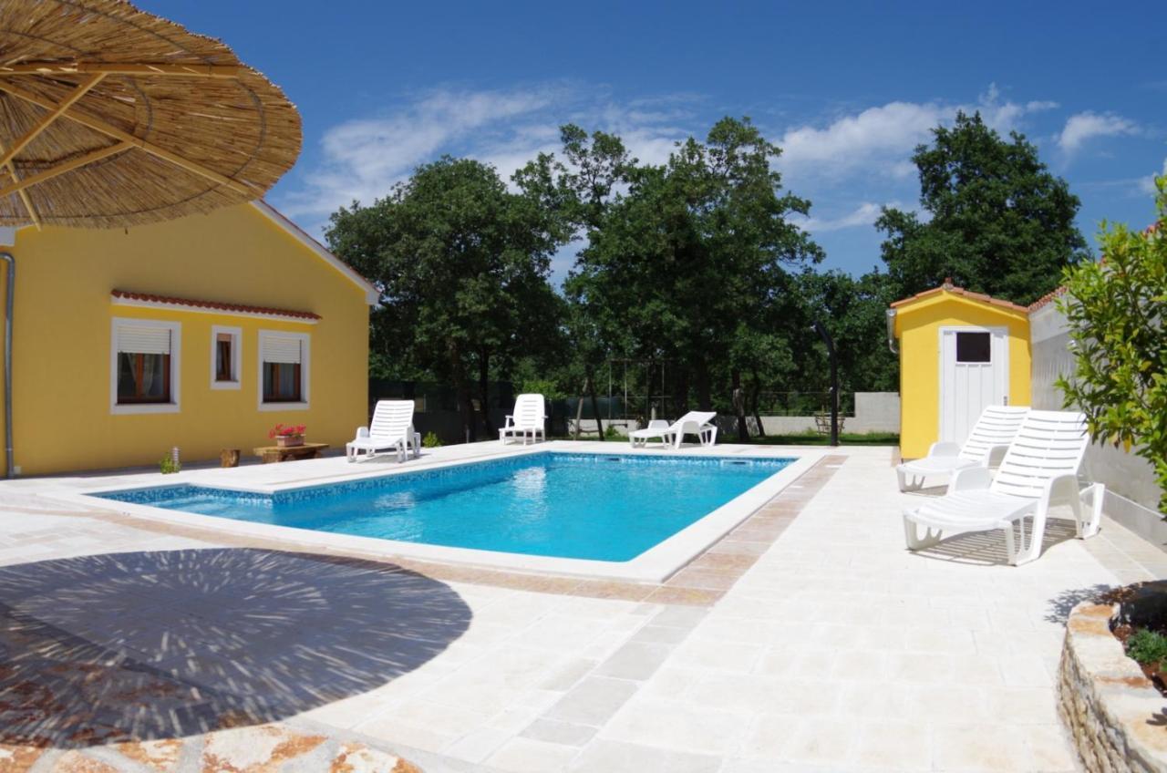 فيلا House Oliva, Sveti Kirin Svetvinčenat المظهر الخارجي الصورة