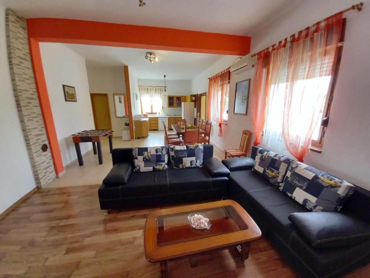 فيلا House Oliva, Sveti Kirin Svetvinčenat المظهر الخارجي الصورة