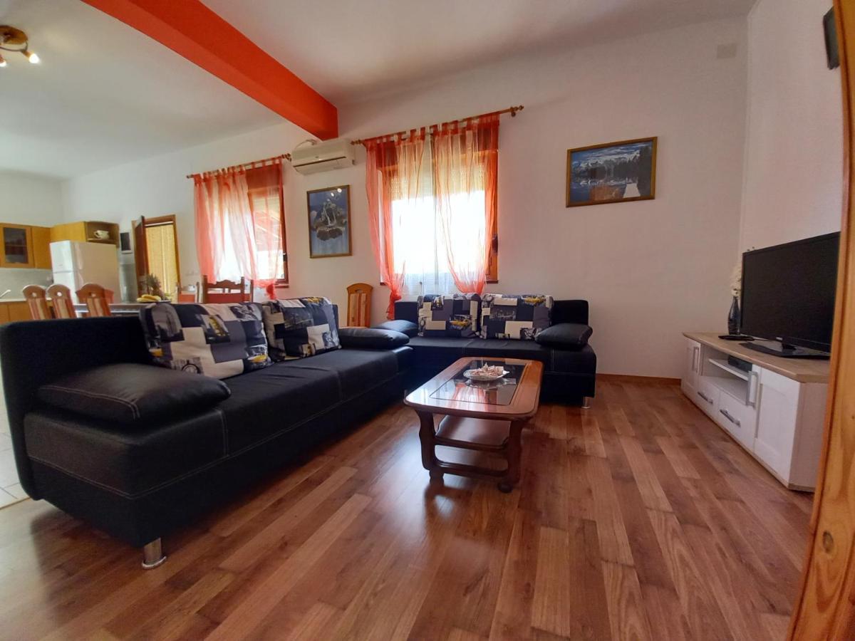 فيلا House Oliva, Sveti Kirin Svetvinčenat المظهر الخارجي الصورة