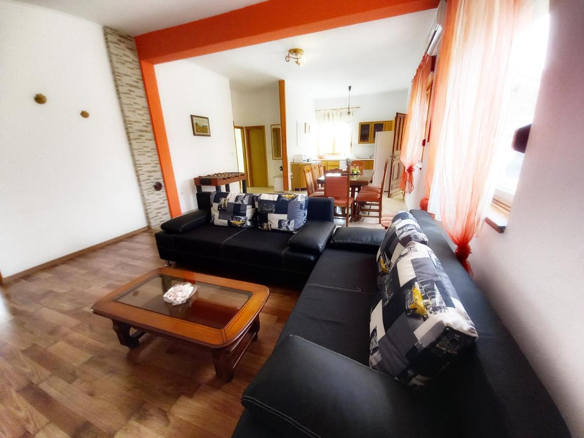 فيلا House Oliva, Sveti Kirin Svetvinčenat المظهر الخارجي الصورة